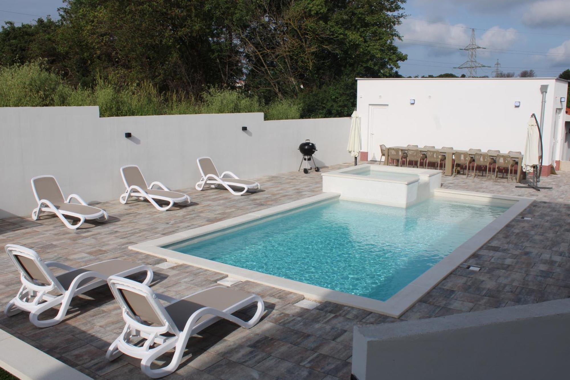 Holiday House Emjalemi พูลา ภายนอก รูปภาพ